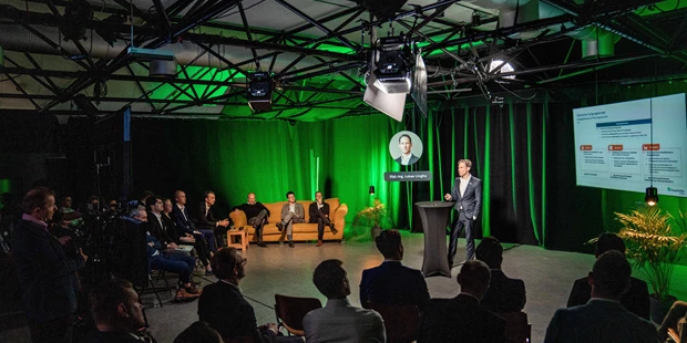 Tagungshotels - Beamer und Leinwand - Video Studio Wien