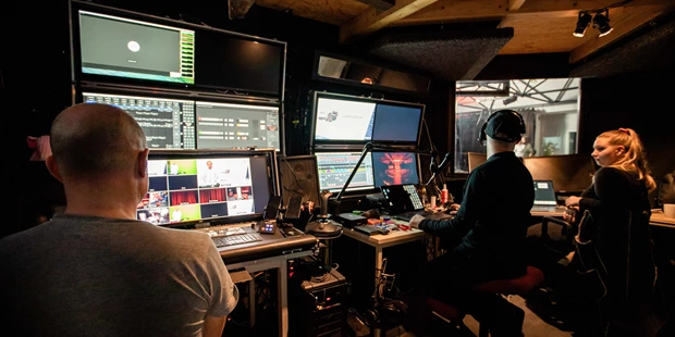 Tagungshotels - Beamer und Leinwand - Video Studio Wien
