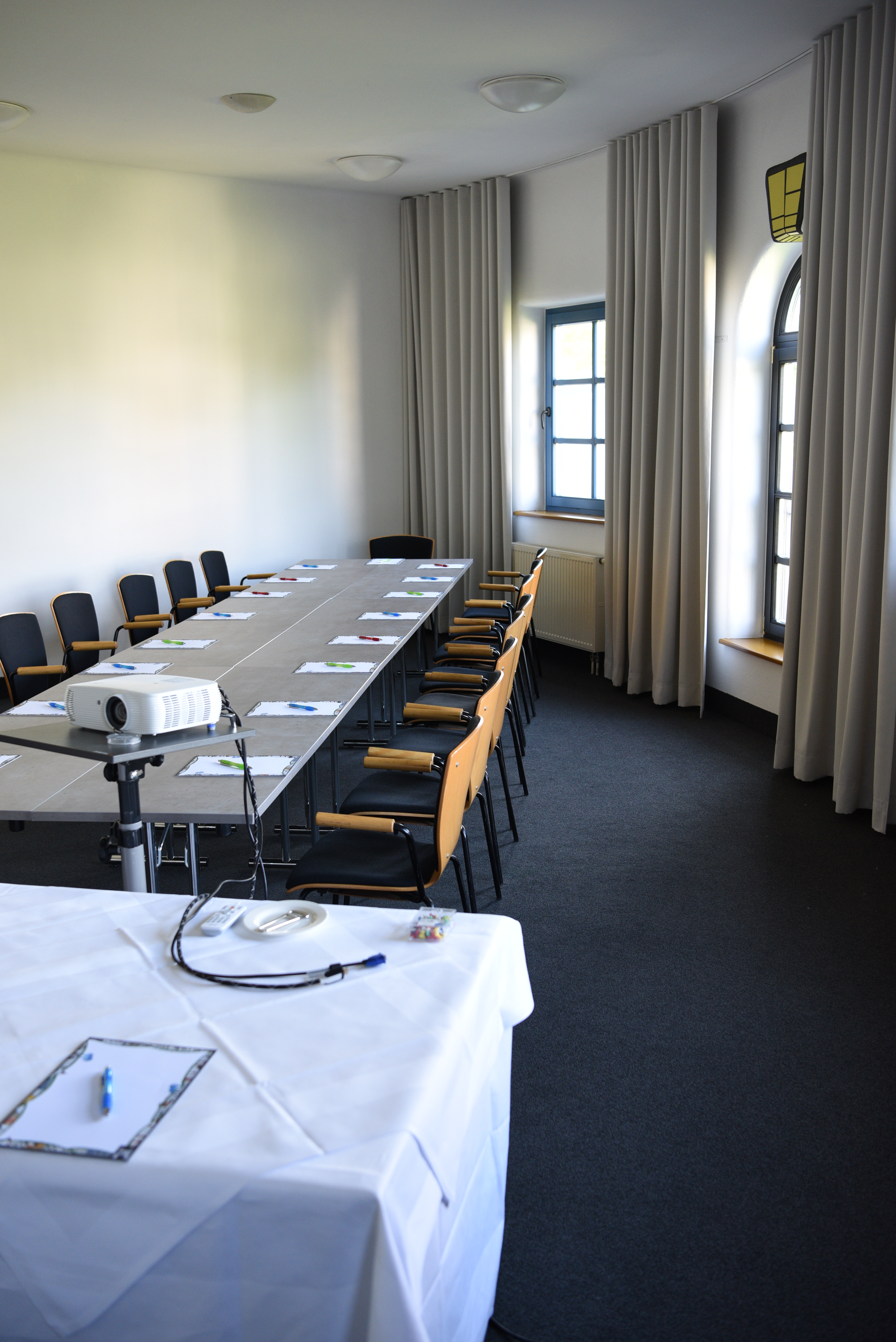 Rogner Bad Blumau Räume Kugelrot