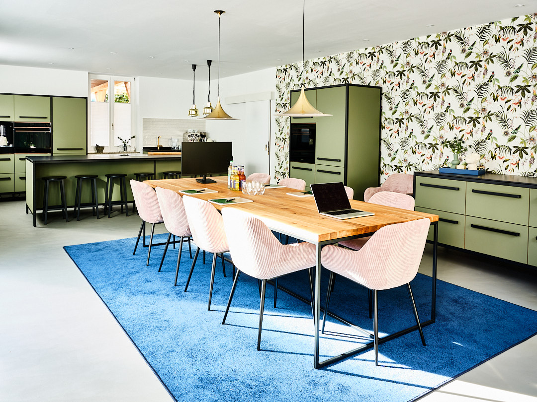 Tagungshotels - Münchner Umland - Viel Tageslicht für Seminare - Botanical Kitchen in Grafing bei München