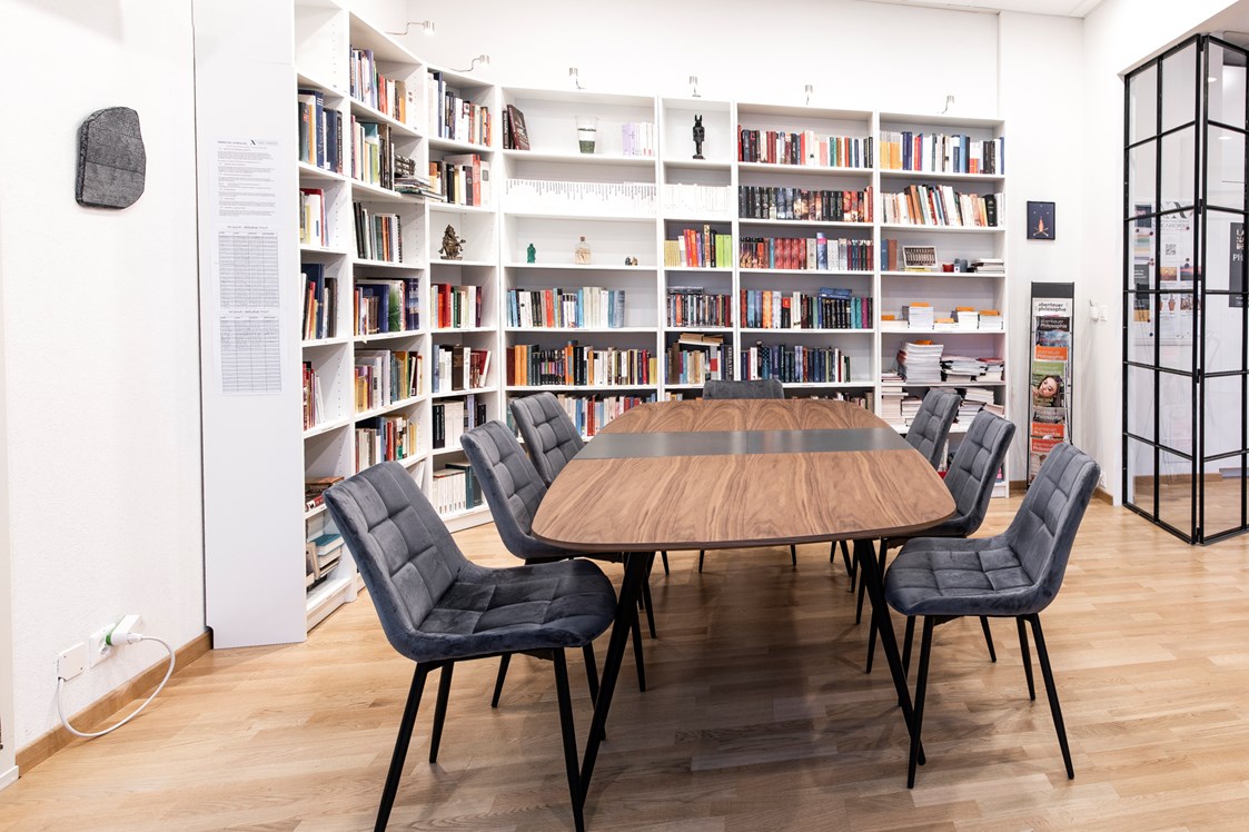 Seminarraum: Raum "Bibliothek" - Seminarräume mit Charme in Wipkingen