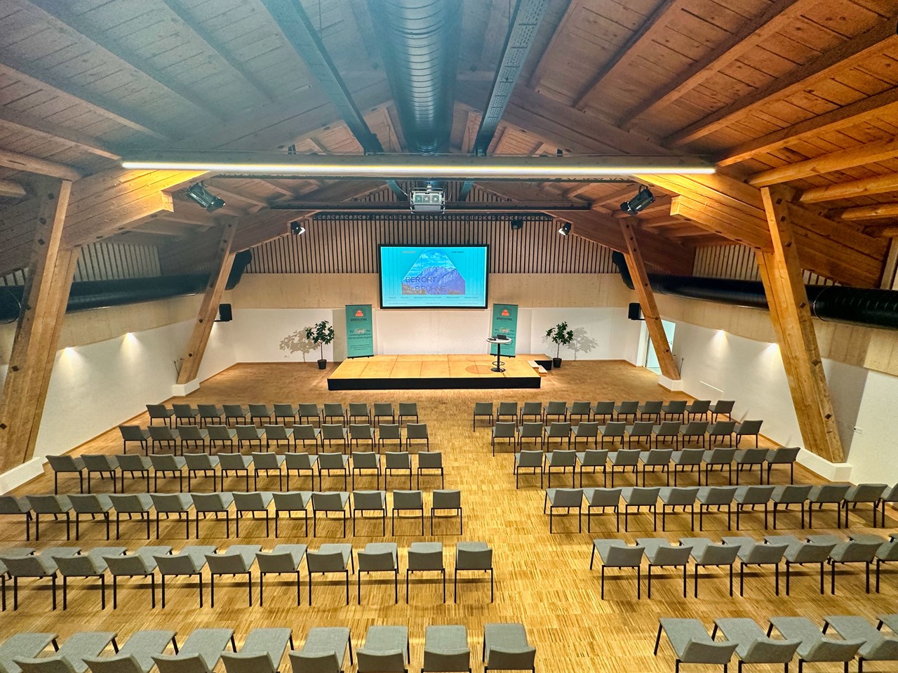 Bärenstadl Assling Räume Saal