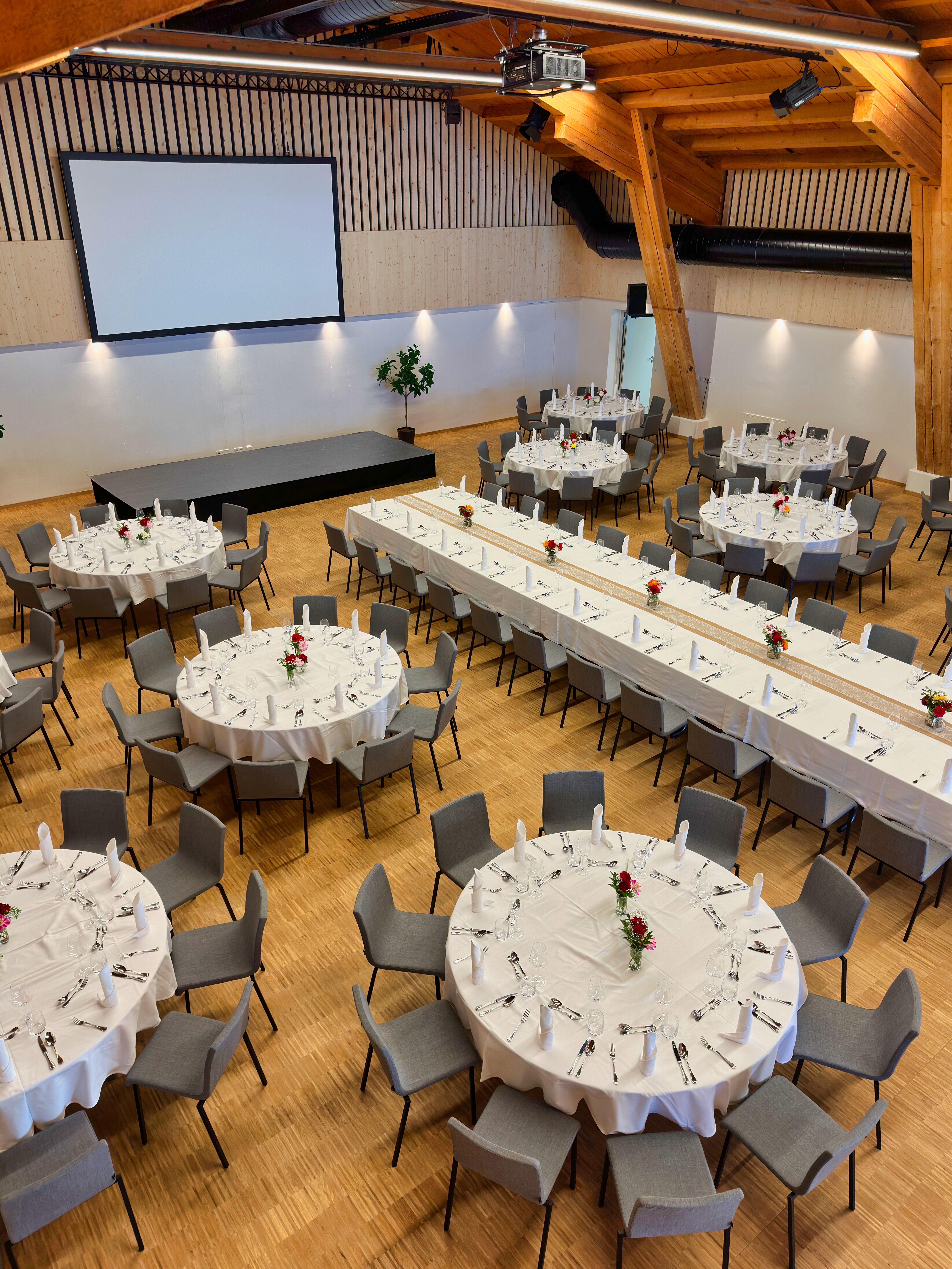 Seminarraum: diverse Veranstaltungen und individuelle Bestuhlungsmöglichkeiten umsetzbar - Bärenstadl Assling