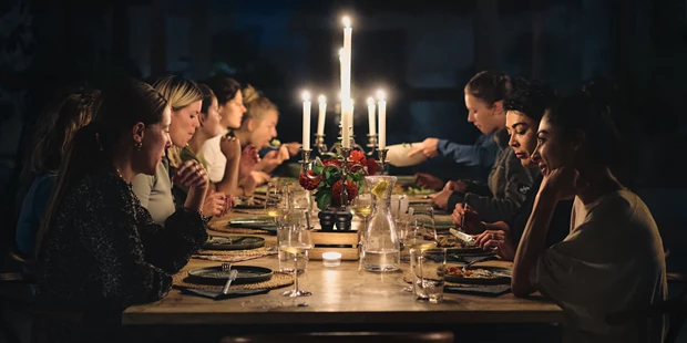 Tagungshotels - Beamer und Leinwand - Abendessen - I am Escape