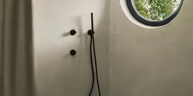 Tagungshotels - Beamer und Leinwand - I am Escape