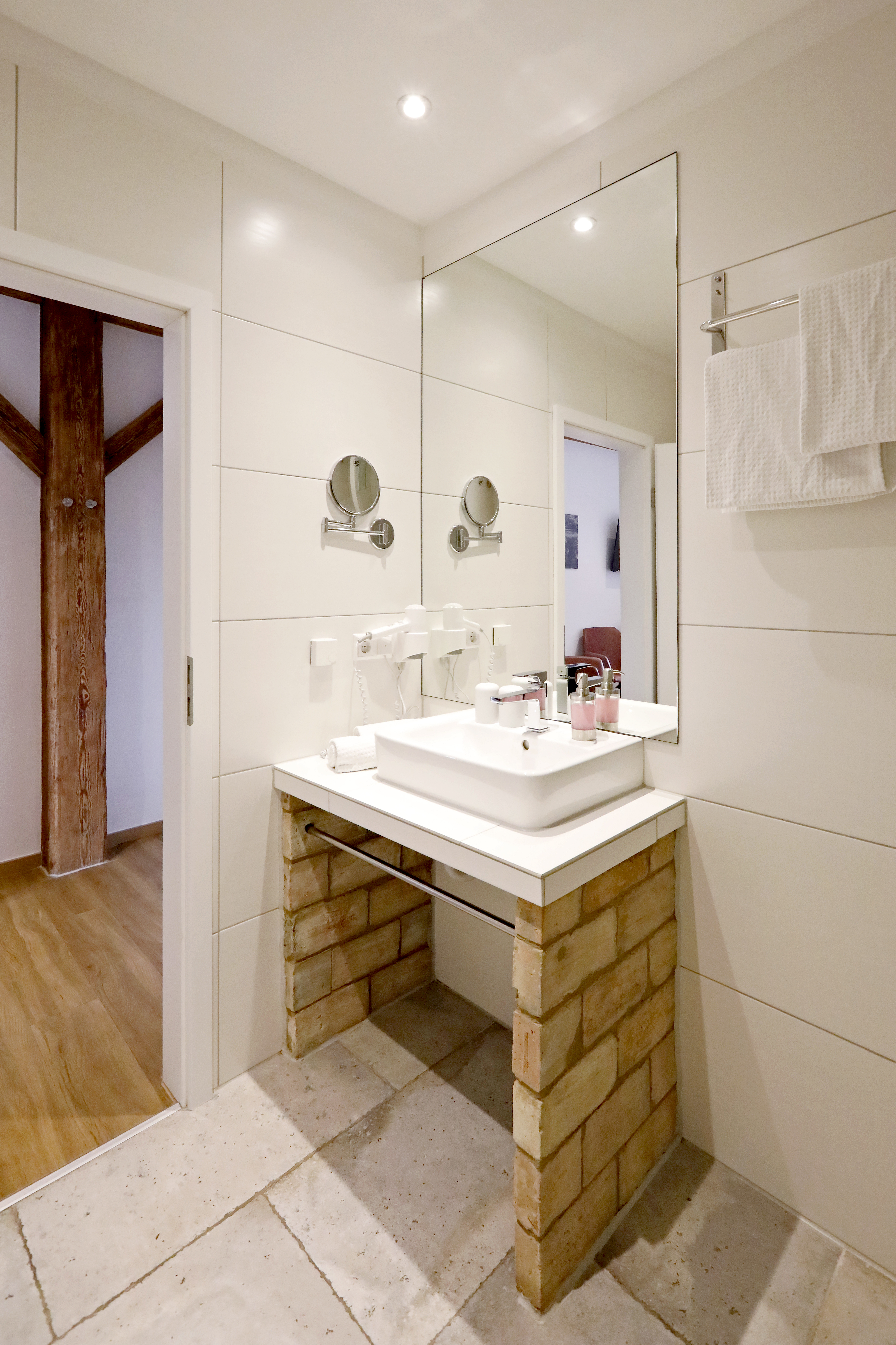 Seminarraum: Hofgut Battenberg/ Pfalz