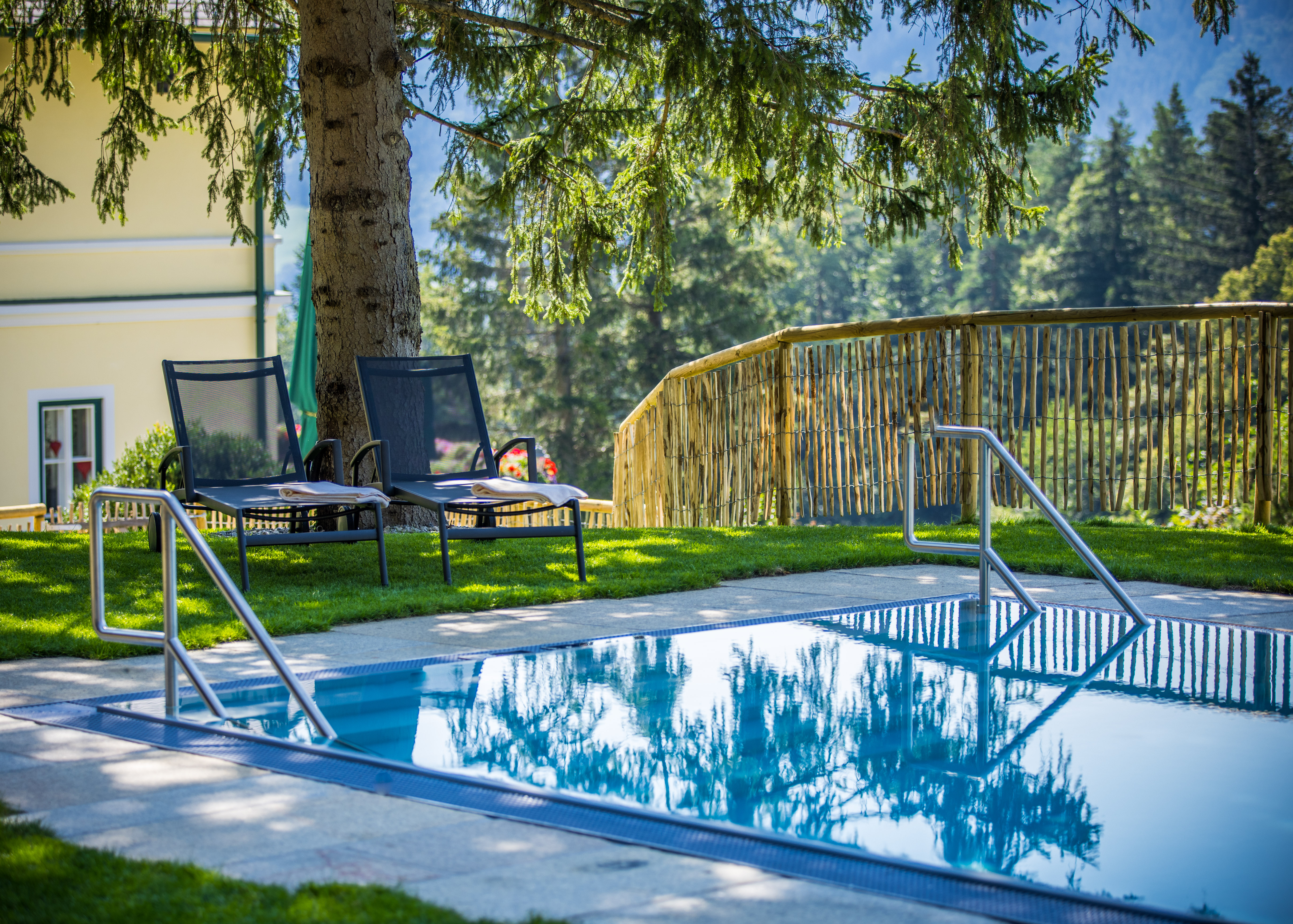 Seminarraum: Entspannung am Pool - Seminarlocation Knappenhof