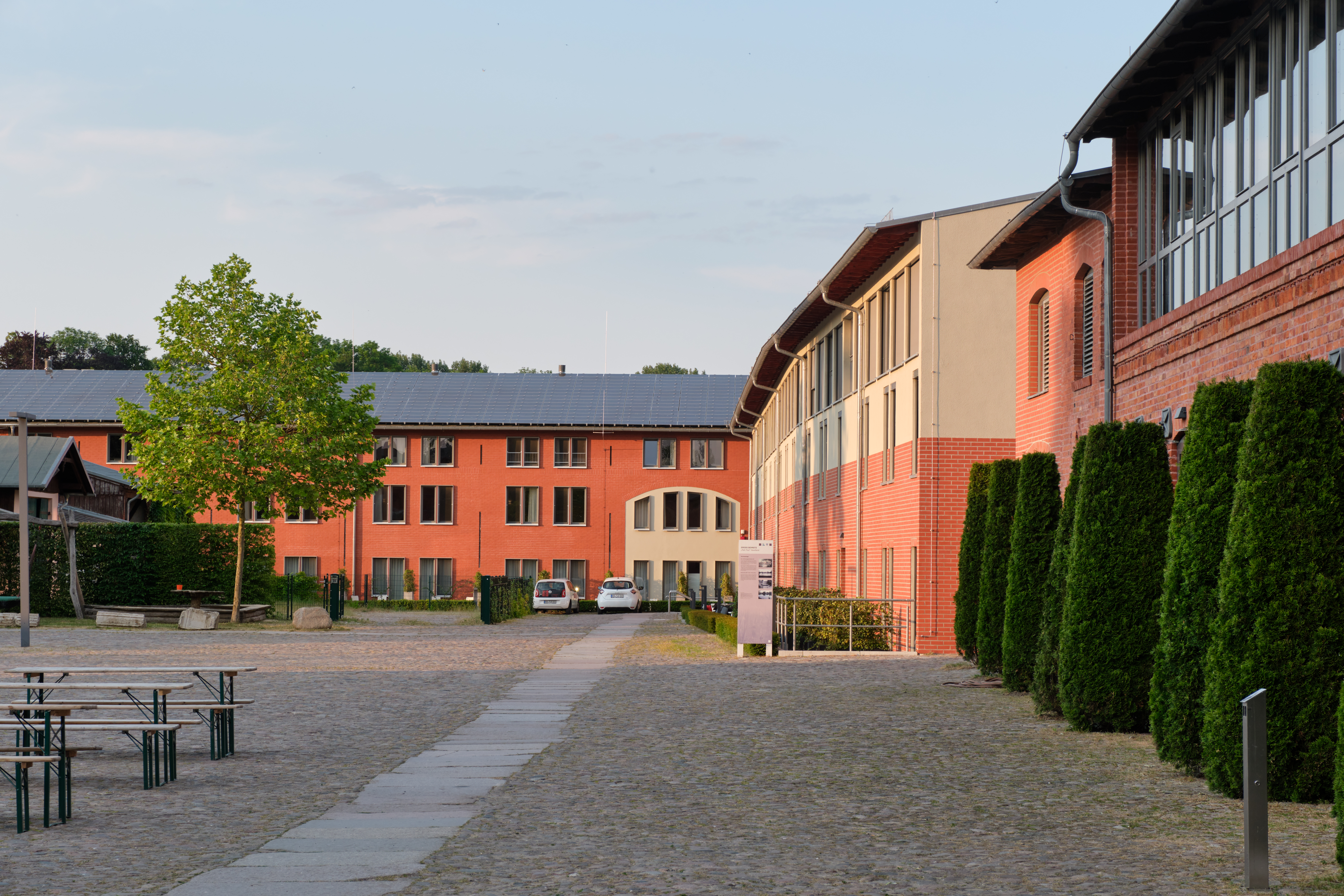 Seminarraum: Blick auf Bio-Hotel hofseitig - Landgut Stober