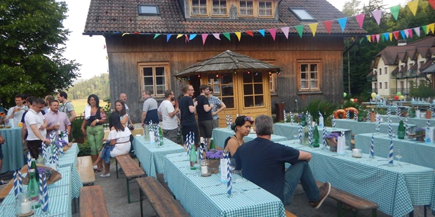 Tagungshotels - Beamer und Leinwand - die Location ist ideal für Dorffeste, BBQ, Jubiläen etc - Steinschaler Dörfl