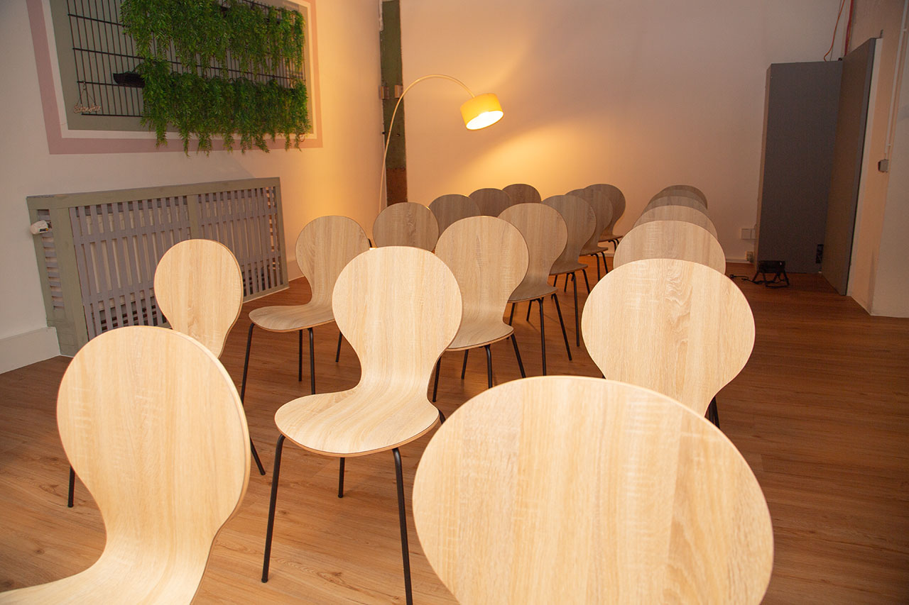 Seminarraum: Tante Astrid - Die Location für erfolgreiche Events und Seminare