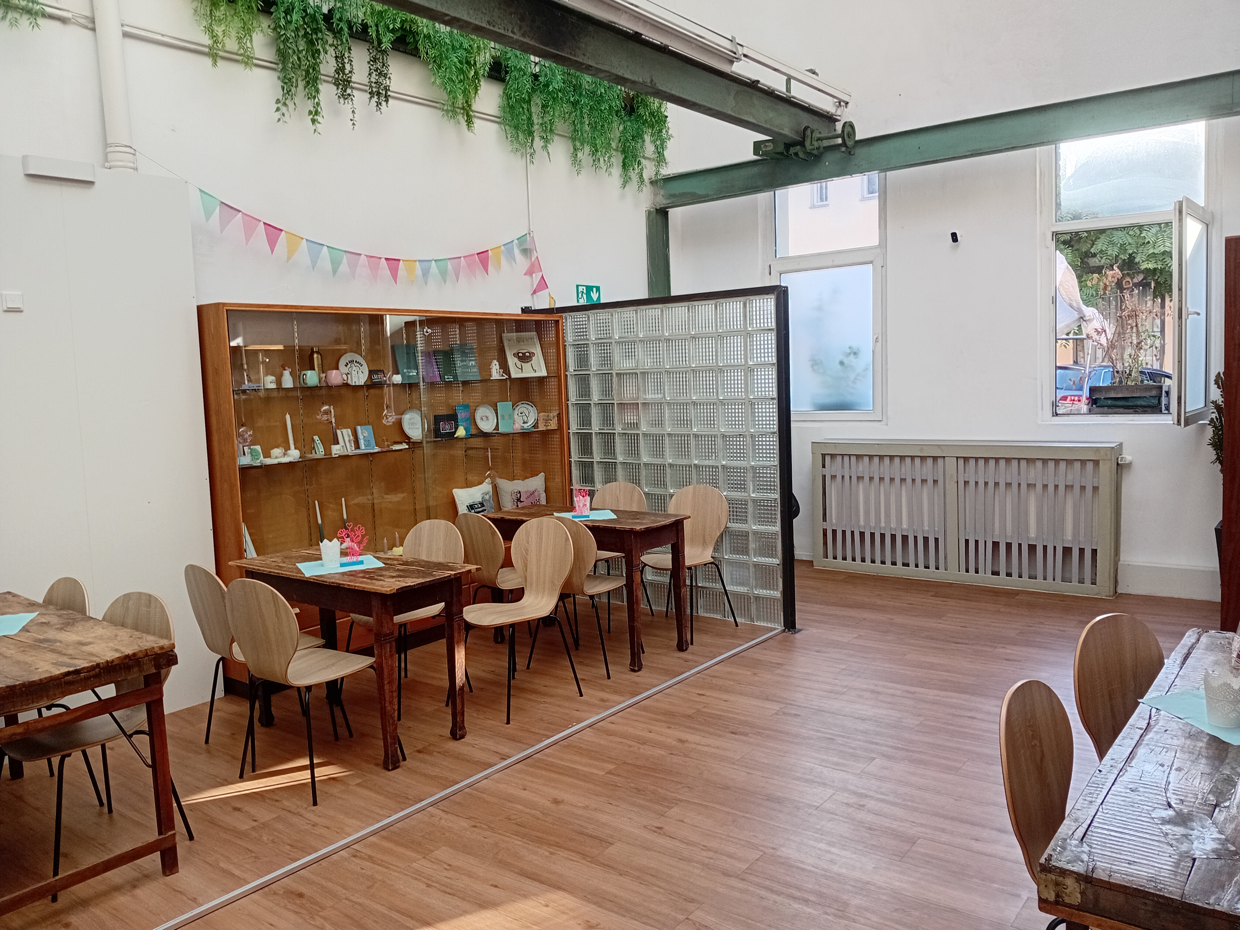 Seminarraum: Tante Astrid - Die Location für erfolgreiche Events und Seminare