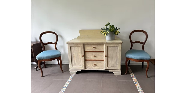 Tagungshotels - Beamer und Leinwand - Im Wohnhaus. - Seminarlocation nahe der Ostsee „Elme und Horst“.