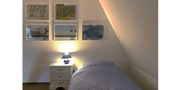Tagungshotels - Beamer und Leinwand - Ein Lieblingszimmer. - Seminarlocation nahe der Ostsee „Elme und Horst“.