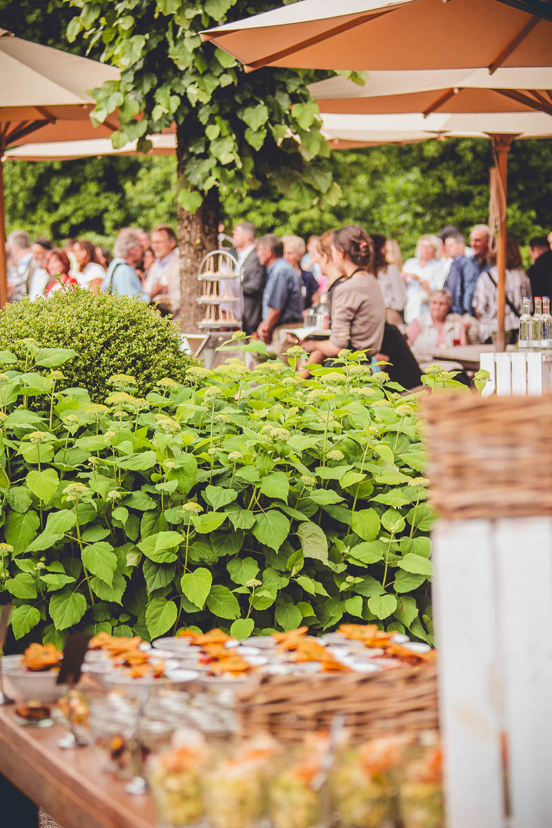 Seminarraum: Outdoor-Buffet - EGGERSHOF
