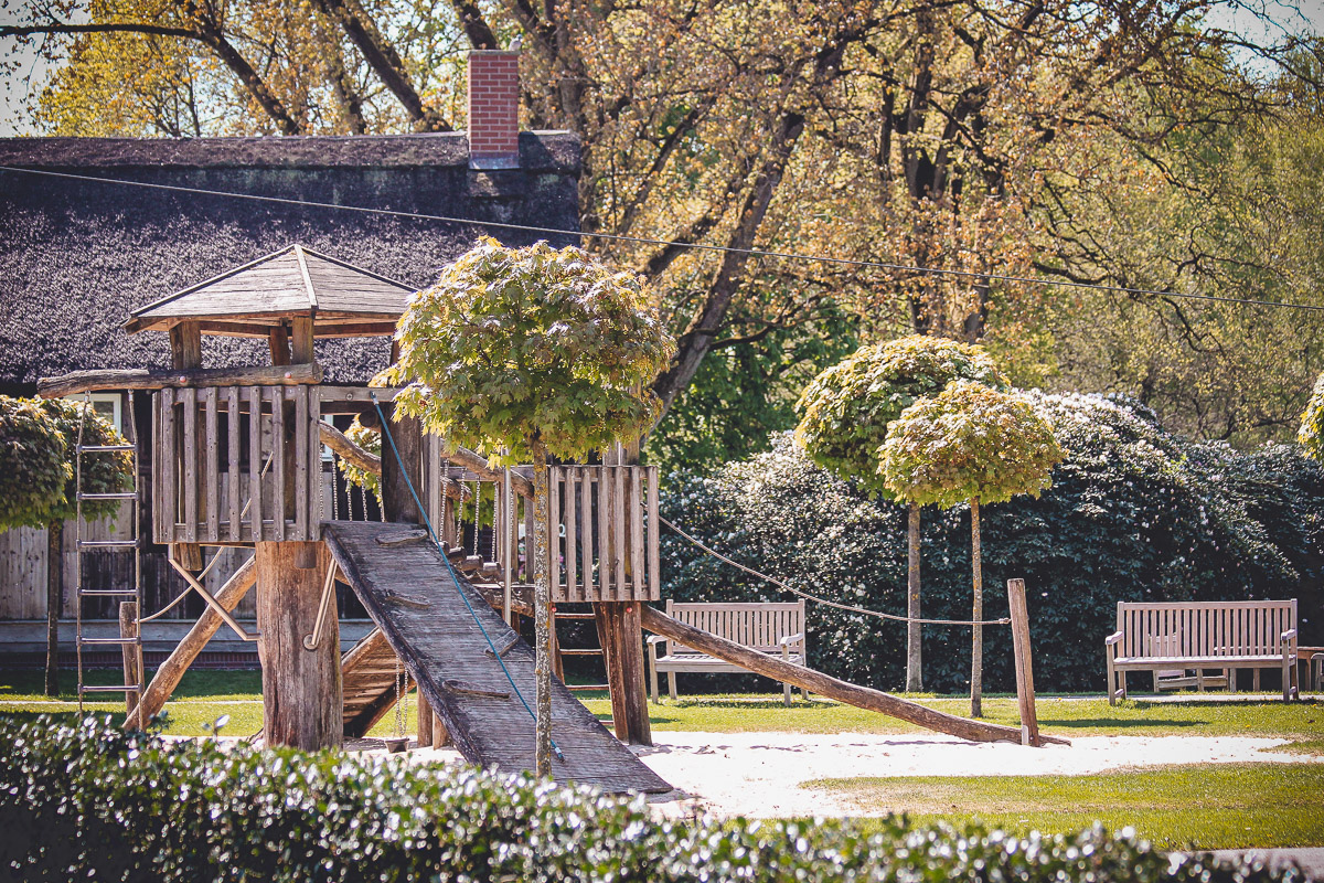 Seminarraum: Naturholz Spielplatz - EGGERSHOF