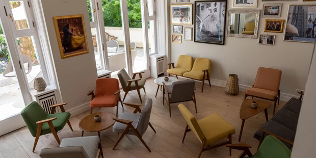 Tagungshotels - Beamer und Leinwand - Lounge | (c) Kurt Elmleitner Fotografie - Schloss Vasoldsberg