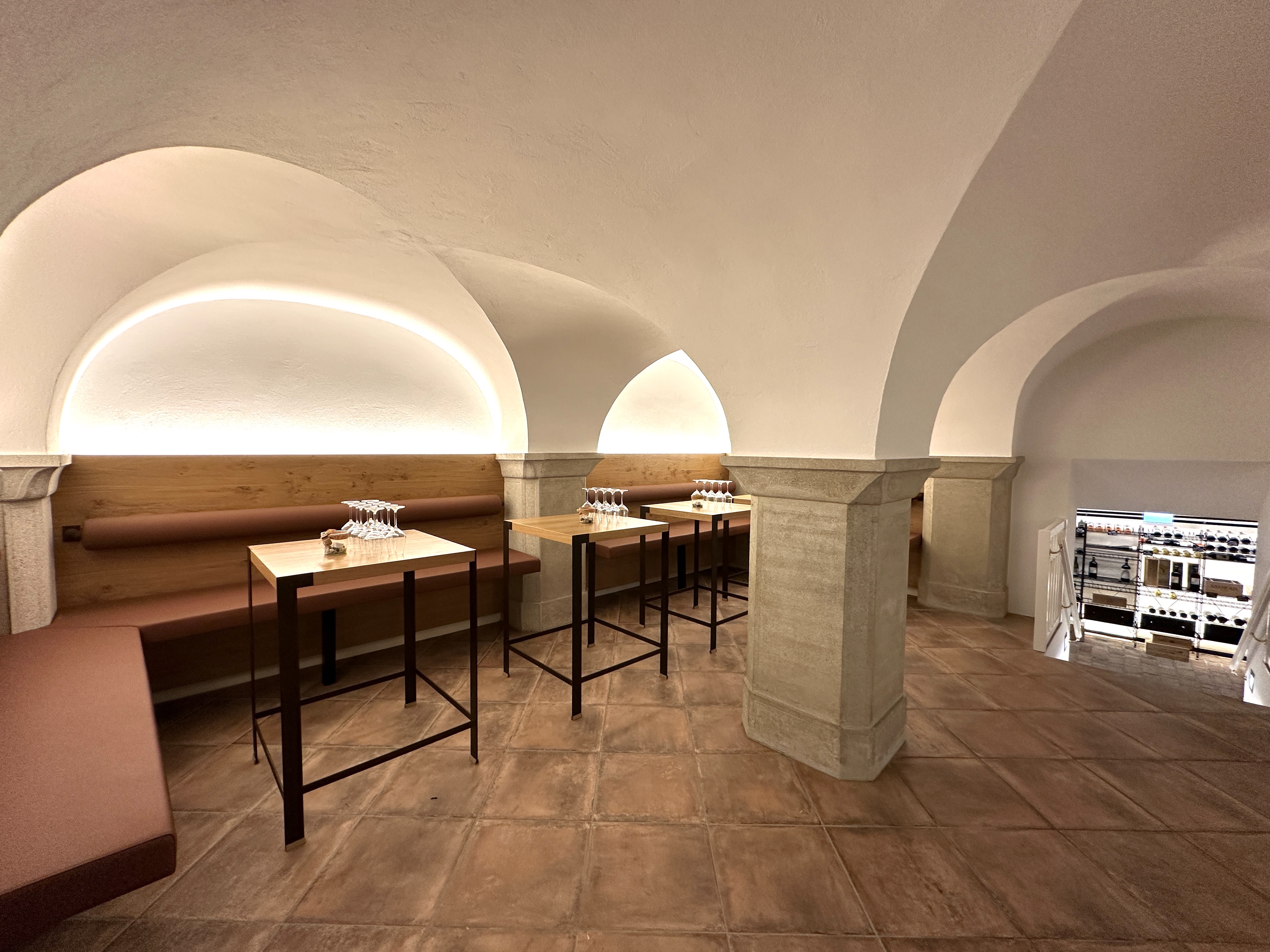 Seminarraum: Verkostungsraum & Weinkeller - Schloss Vasoldsberg