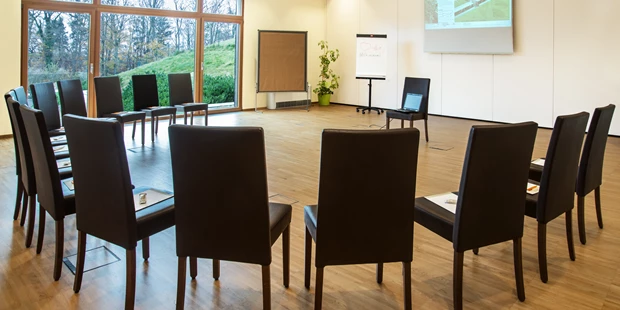 Tagungshotels - Thermenland Steiermark - Seminarraum "Barrique" - Genusshotel Riegersburg