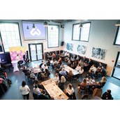 Seminarraum - Präsentationen und Networking Events mit Podiumstalk in lockerer Atmosphäre - Kesselhaus Bar & Restaurant