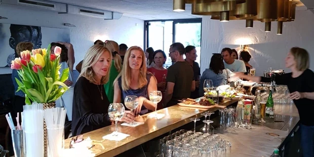 Tagungshotels - Beamer und Leinwand - Bar für Networking Events - Kesselhaus Bar & Restaurant