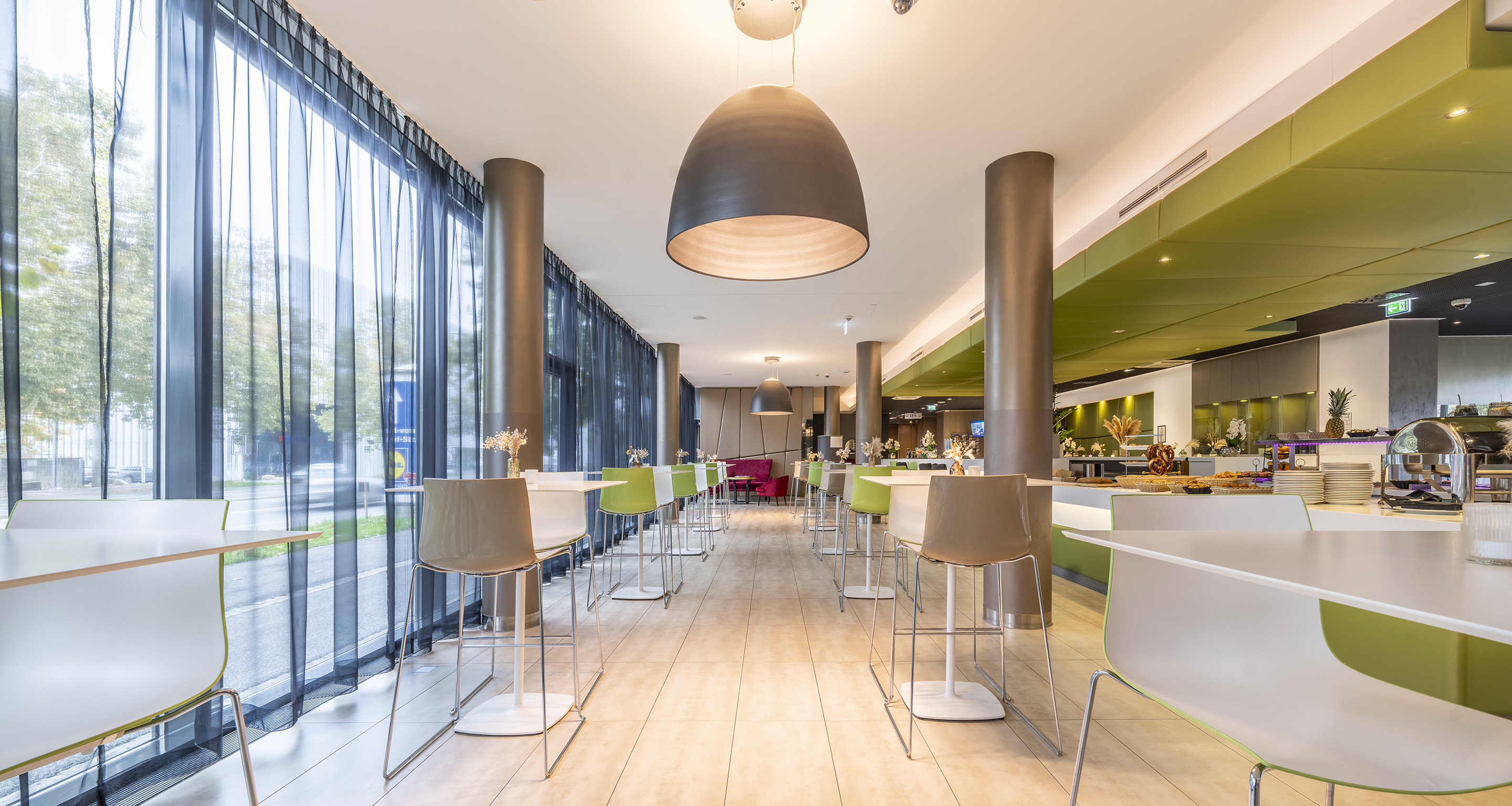 Seminarraum: Barbereich - PLAZA INN Graz Messe
