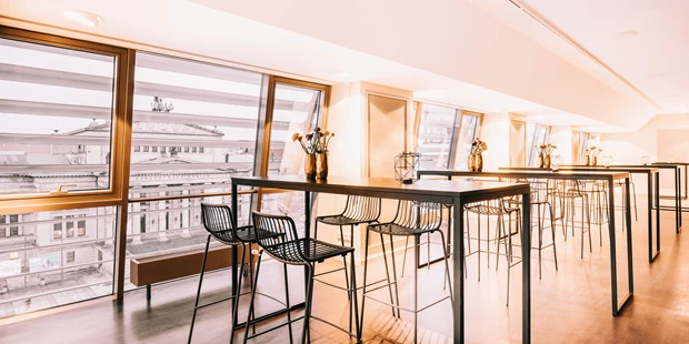 Tagungshotels - Beamer und Leinwand - Karlsson Penthouse