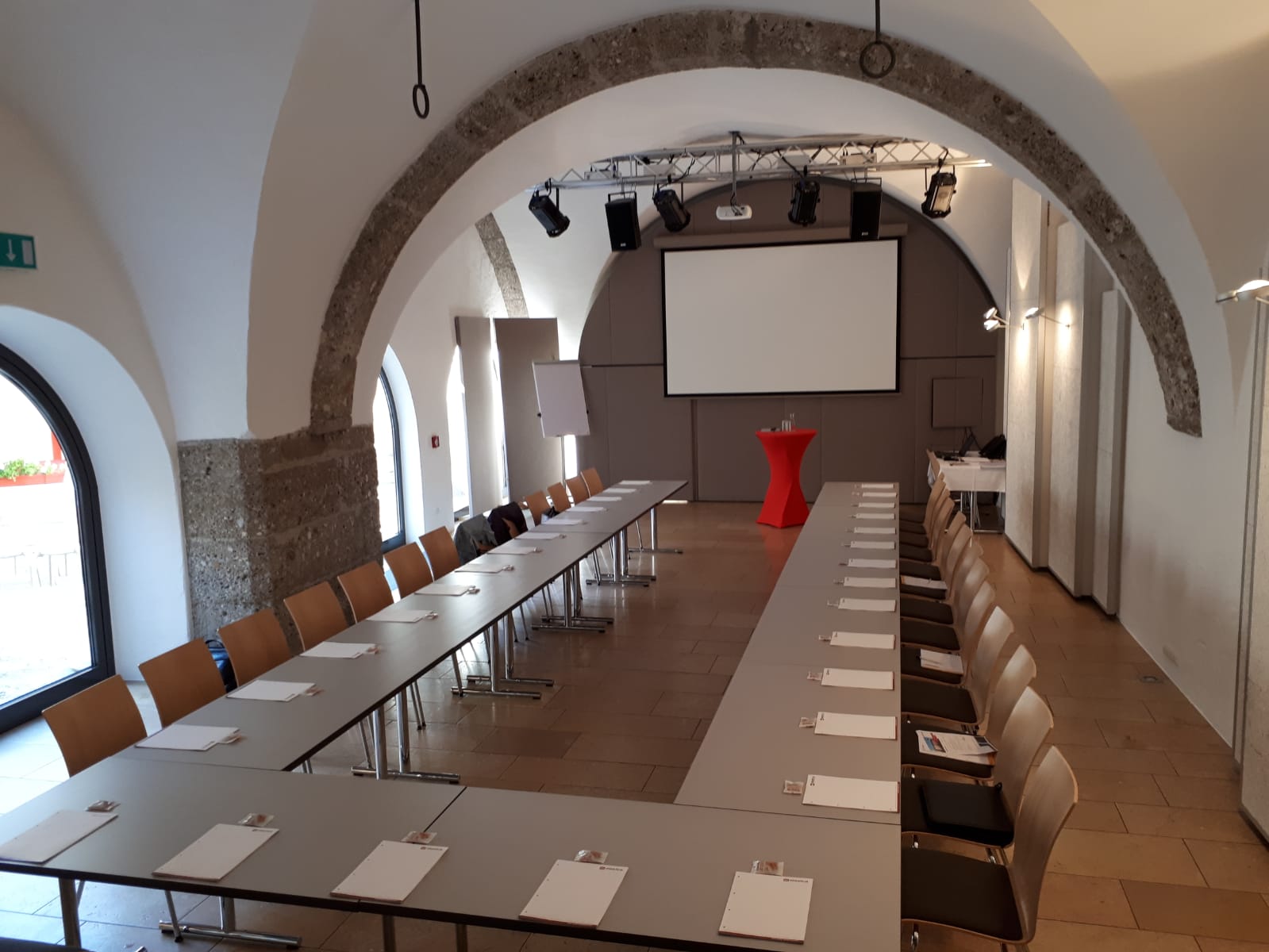 Seminarraum: Burg Golling