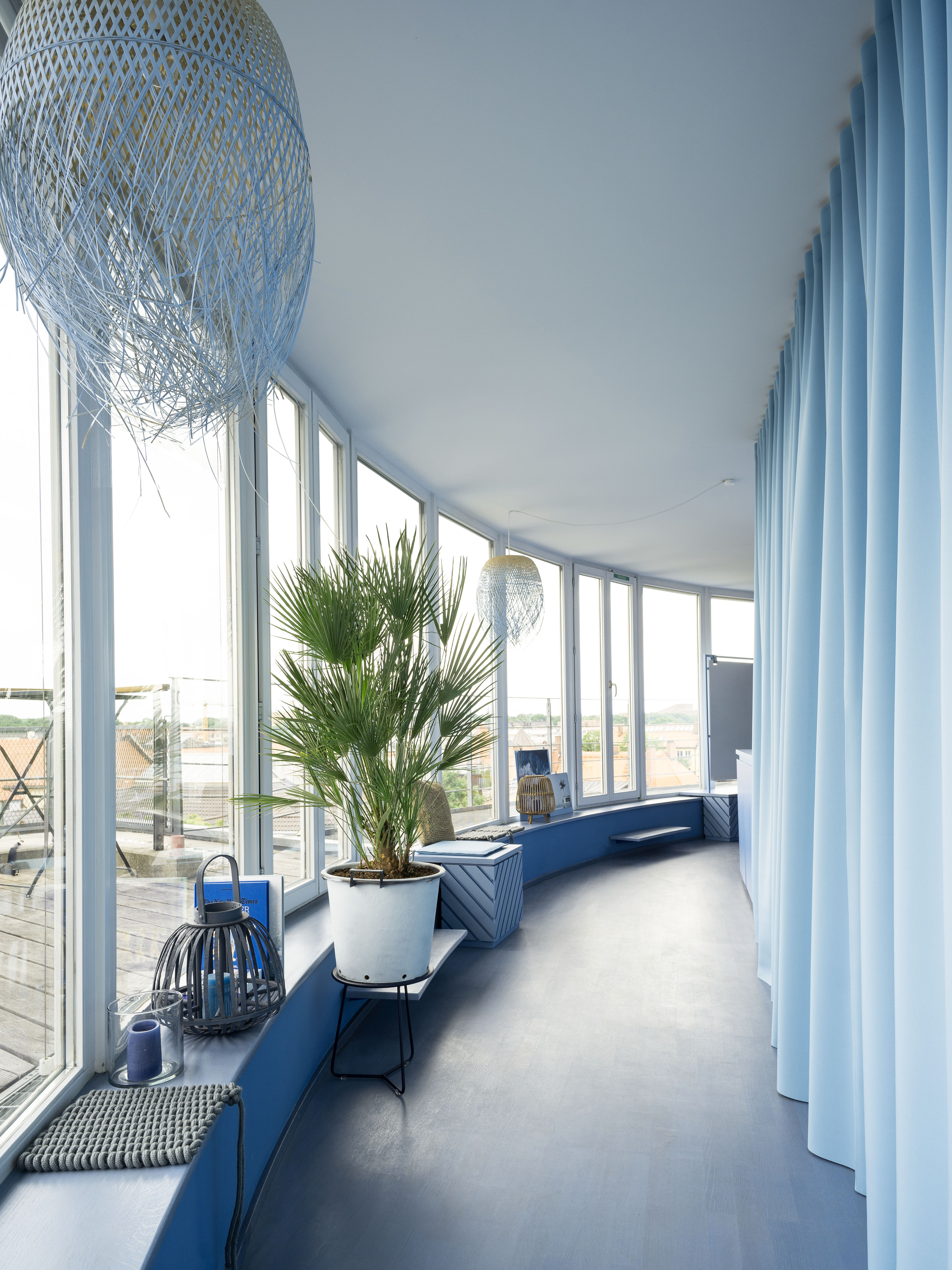 OutOfOffice München-Eisbach Räume Innenraum - um die Ecke