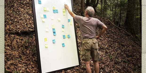 Tagungshotels - Beamer und Leinwand - Projekt Draussen