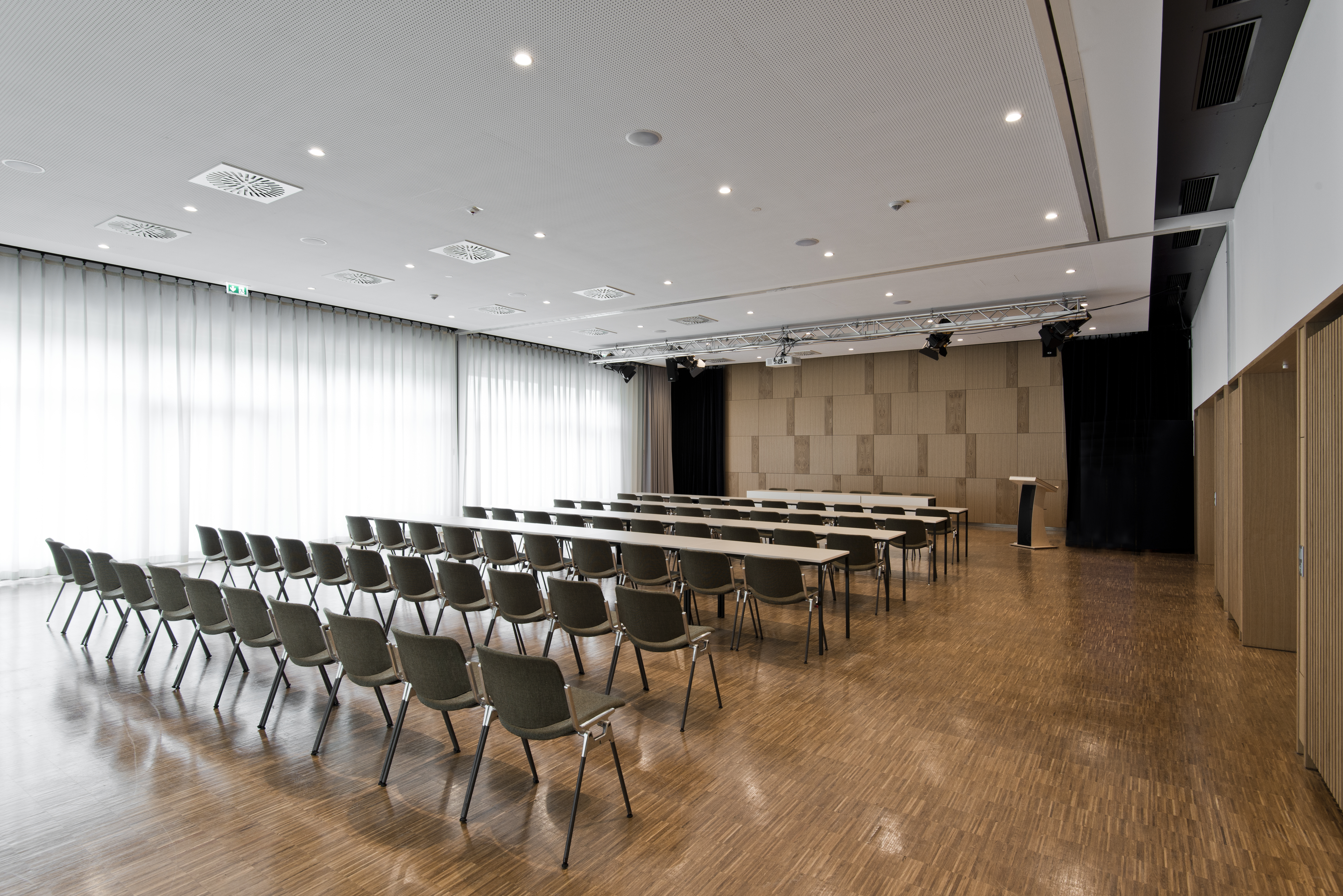 Seminarraum: Kleiner Saal (220m²) - AlpenCongress Berchtesgaden