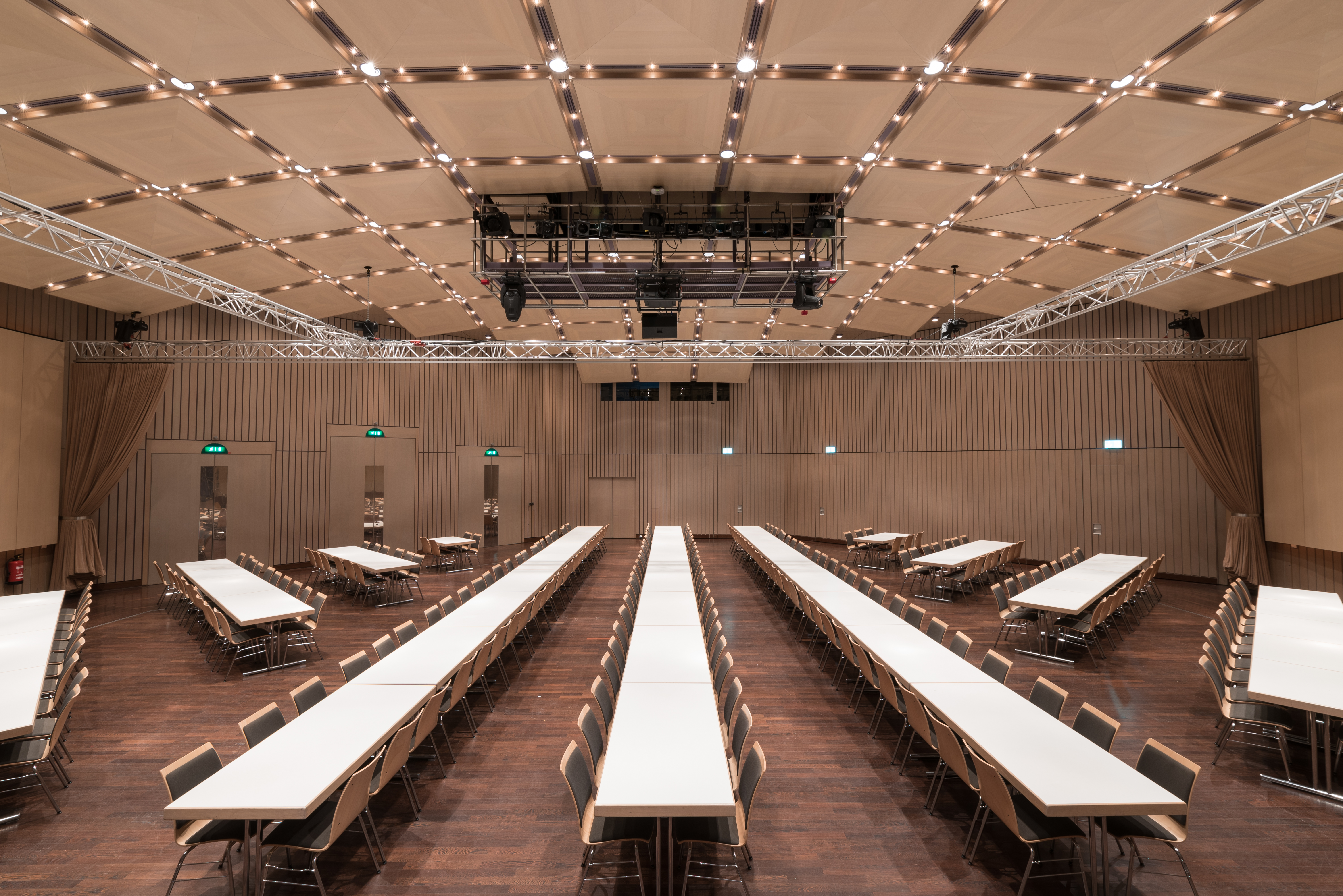 Tagungshotels - Portier: kein Portier - Kultur & Kongress Zentrum Taufkirchen