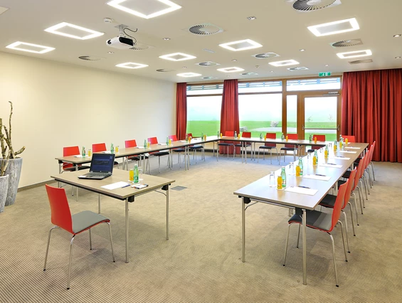 Seminarraum: Auch für firmeninterne Meetings und Tagungen bietet das Falkensteiner Bad Leonfelden das richtige Ambiente. - Falkensteiner Bad Leonfelden