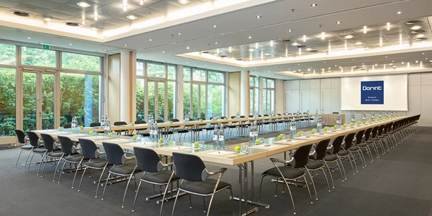 Tagungshotels - Beamer und Leinwand - Dorint Hotel Potsdam - E 1-3 - Dorint Hotel Potsdam