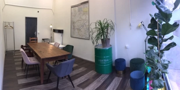 Tagungshotels - Brandenburg Süd - Ansicht Eingangstür - Seminarraum Lotte