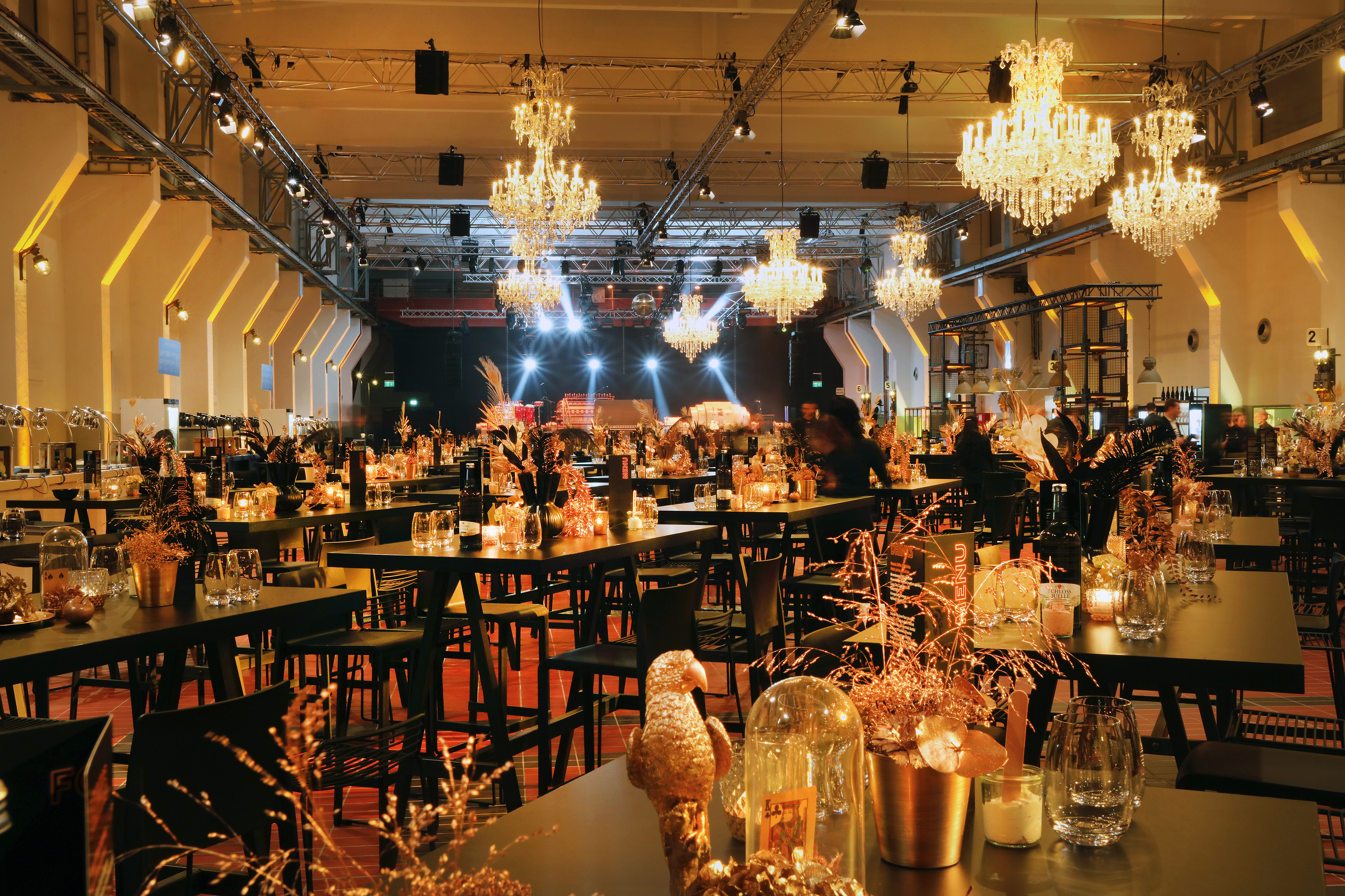 Tagungshotels - PLZ 44807 (Deutschland) - Setting Gala für 600 Pax OG  - Grand Hall Zollverein