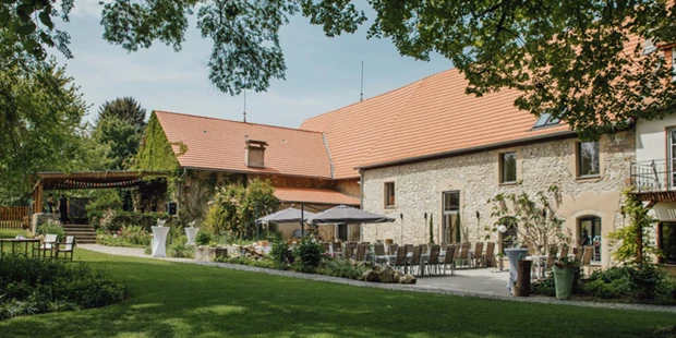 Tagungshotels - Beamer und Leinwand - Eventlocation Weingut Hahn