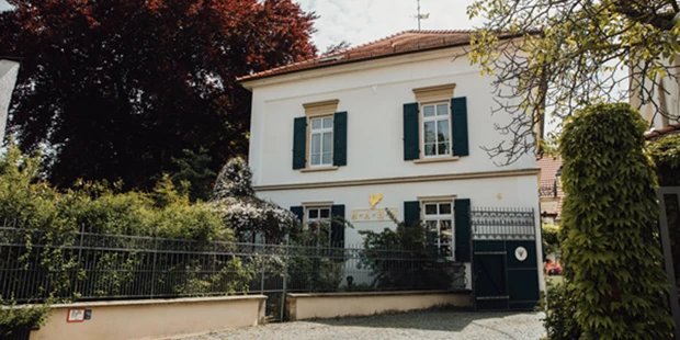 Tagungshotels - Beamer und Leinwand - Eventlocation Weingut Hahn