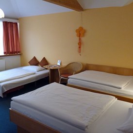 Seminarraum: Mehrbettzimmer - Oste-Hotel