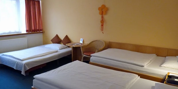 Tagungshotels - Abhörsicher: Einzelne Räume - Mehrbettzimmer - Oste-Hotel