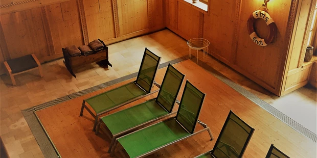 Tagungshotels - Beamer und Leinwand - Seminarhaus Waldhof