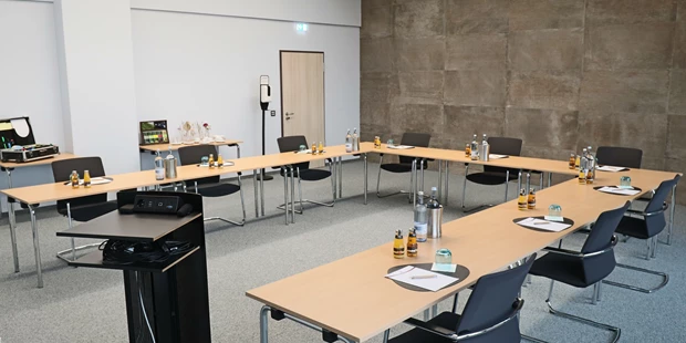 Tagungshotels - Abhörsicher: Einzelne Räume -  Tagungsraum Team Spirit - Hotel Bornmühle