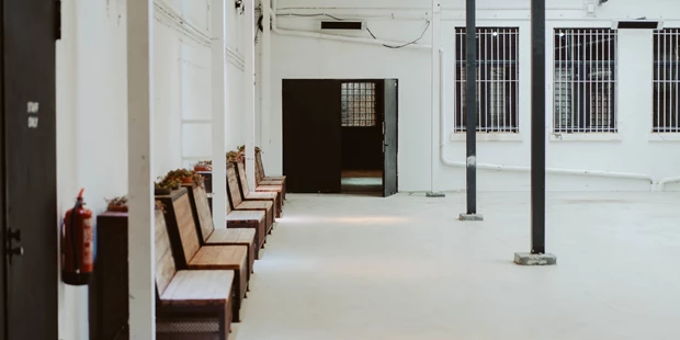 Tagungshotels - Beamer und Leinwand - Lichthof - Alte Münze Berlin