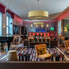 Seminarraum: Bar, Lounge & Lobby  - Leonardo Royal Mannheim