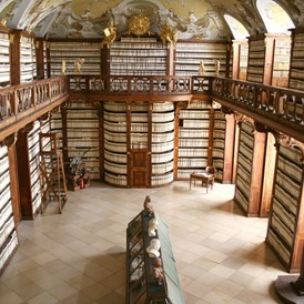 Seminarraum: Stiftsbibliothek -  Stift Seitenstetten - Meierhof