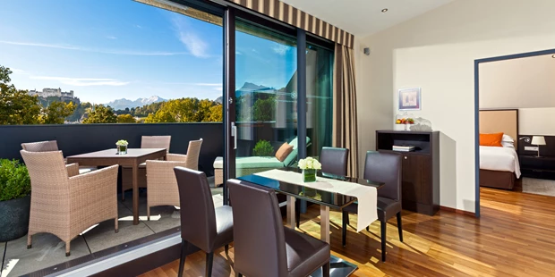 Tagungshotels - Beamer und Leinwand - Sheraton Grand Salzburg