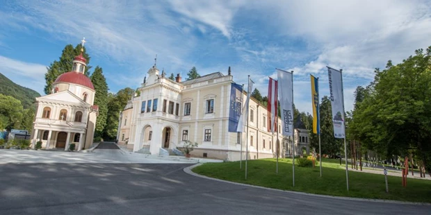 Tagungshotels - Beamer und Leinwand - Gastwirtschaft Schloss Neubruck