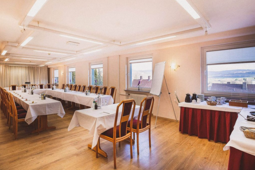 Benessere Hotelbetriebs GmbH - Waldhotel Soodener-Hof Räume Raum "Allendorf"