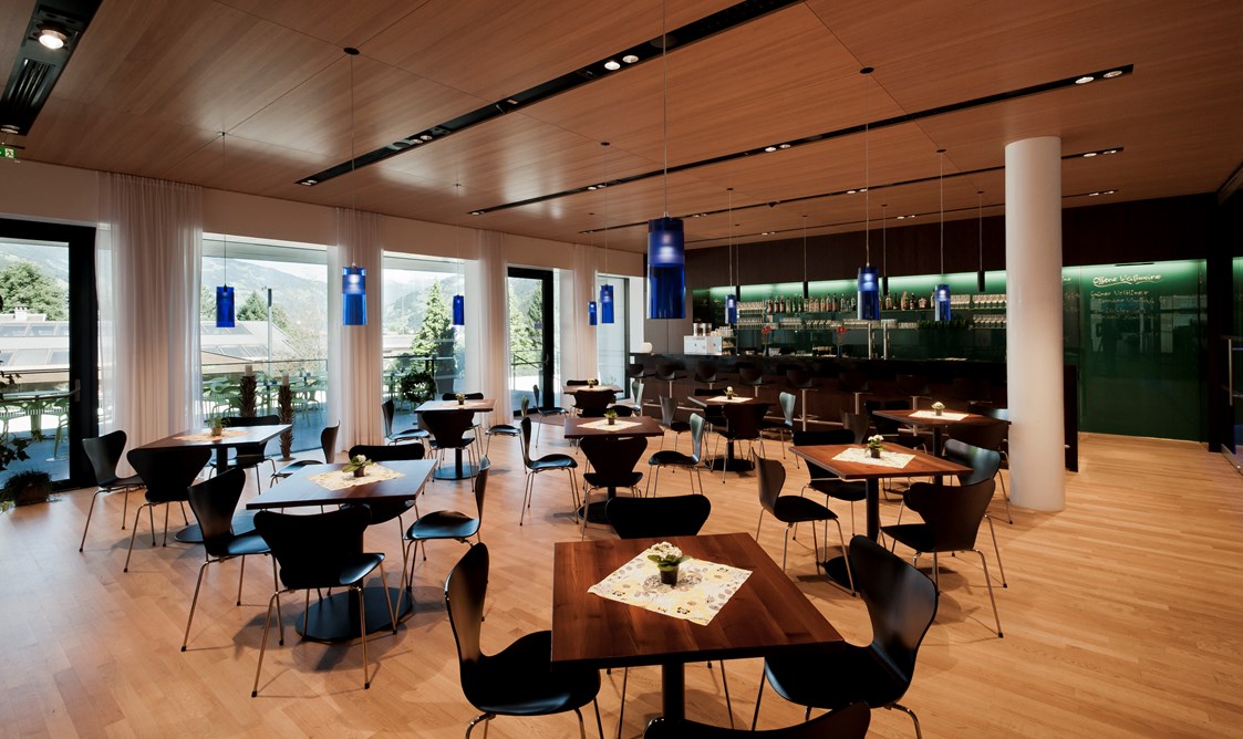 Seminarraum: Restaurantbereich für 40 Personen auf 100 
 m2 vorbereitet, erweiterbar auf bis zu 700 m2 im Parterre. - Europahaus.Mayrhofen