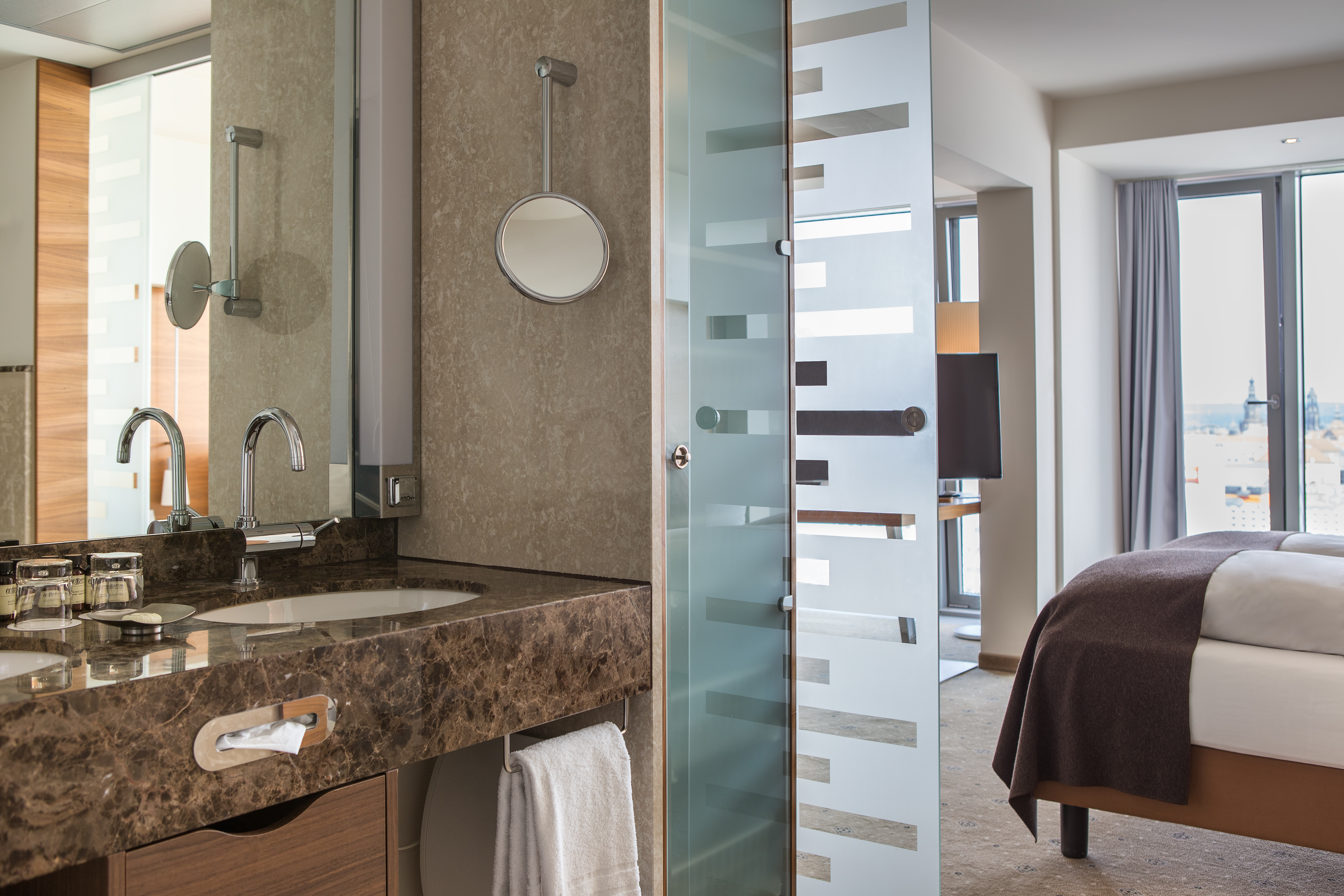 Seminarraum: Junior Suite - Barcelo Dresden Newa