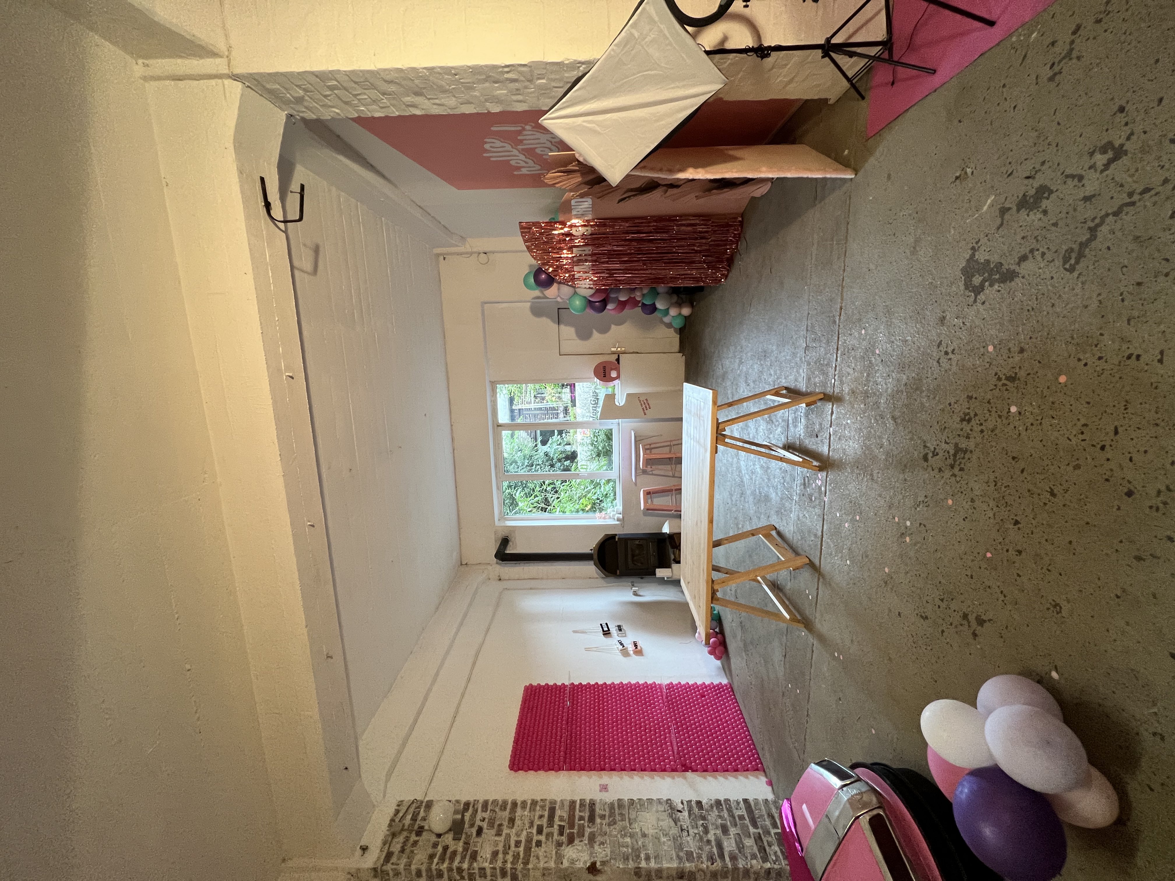 Loft-Studio am Deutz-Mülheimer Hafen Räume Halle